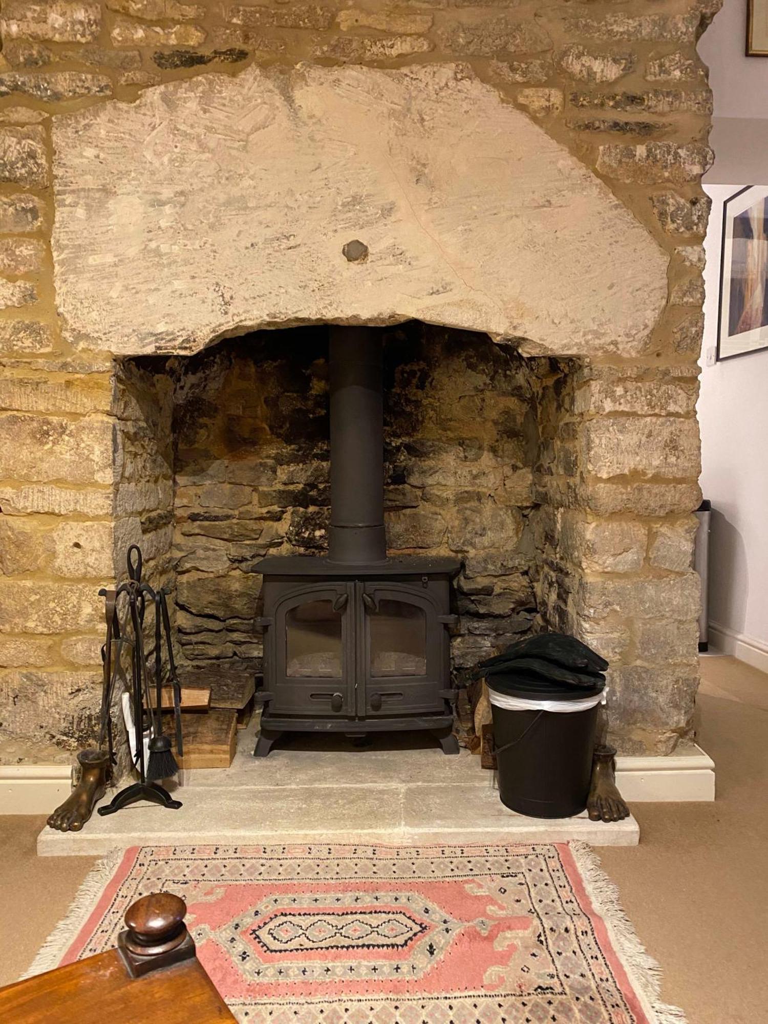 Market Place Cottage, Tetbury, Cotswolds Grade Ii Location